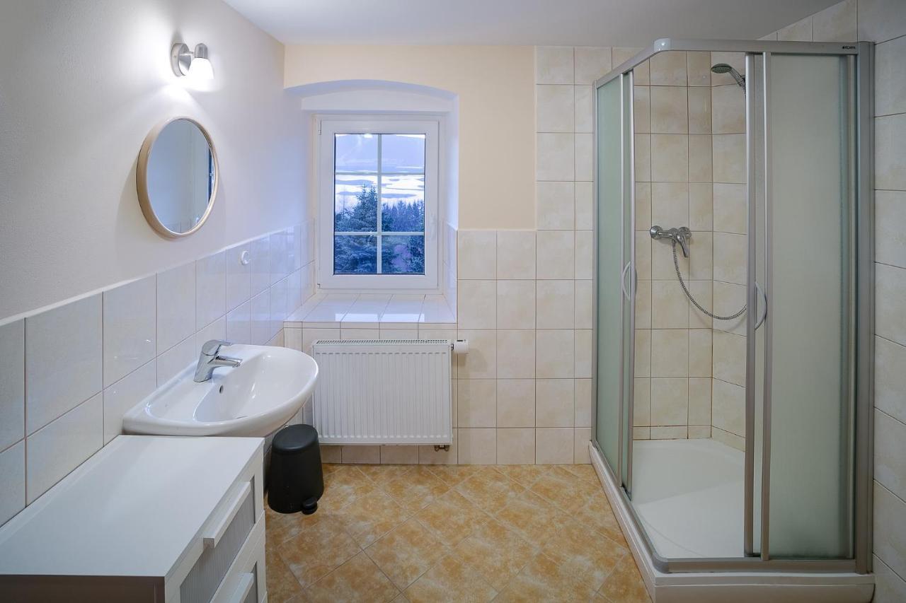 Chaloupka Slamenka Villa Loučná pod Klínovcem Bagian luar foto