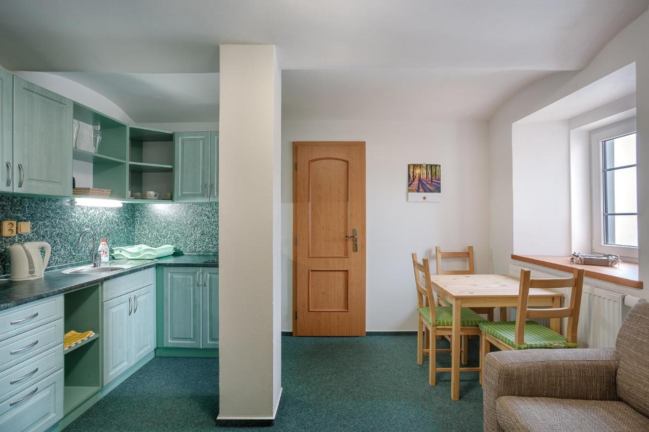 Chaloupka Slamenka Villa Loučná pod Klínovcem Bagian luar foto
