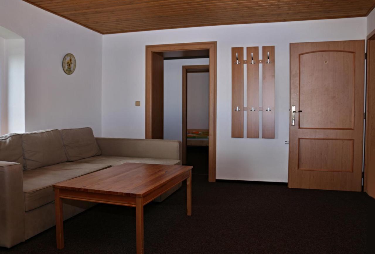 Chaloupka Slamenka Villa Loučná pod Klínovcem Bagian luar foto
