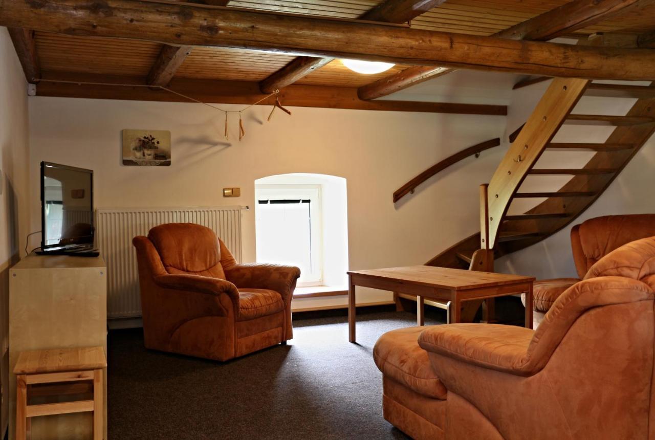 Chaloupka Slamenka Villa Loučná pod Klínovcem Bagian luar foto