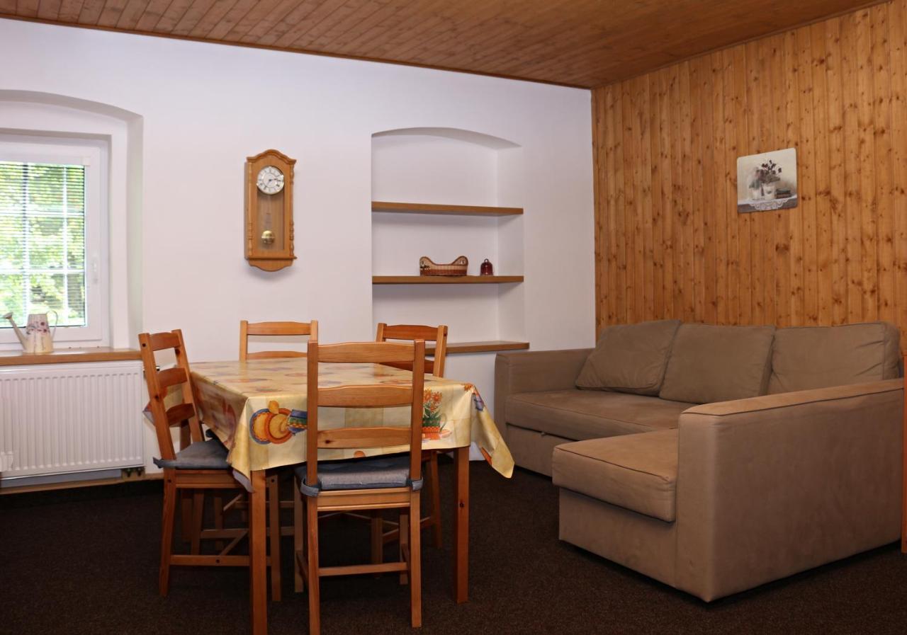 Chaloupka Slamenka Villa Loučná pod Klínovcem Bagian luar foto