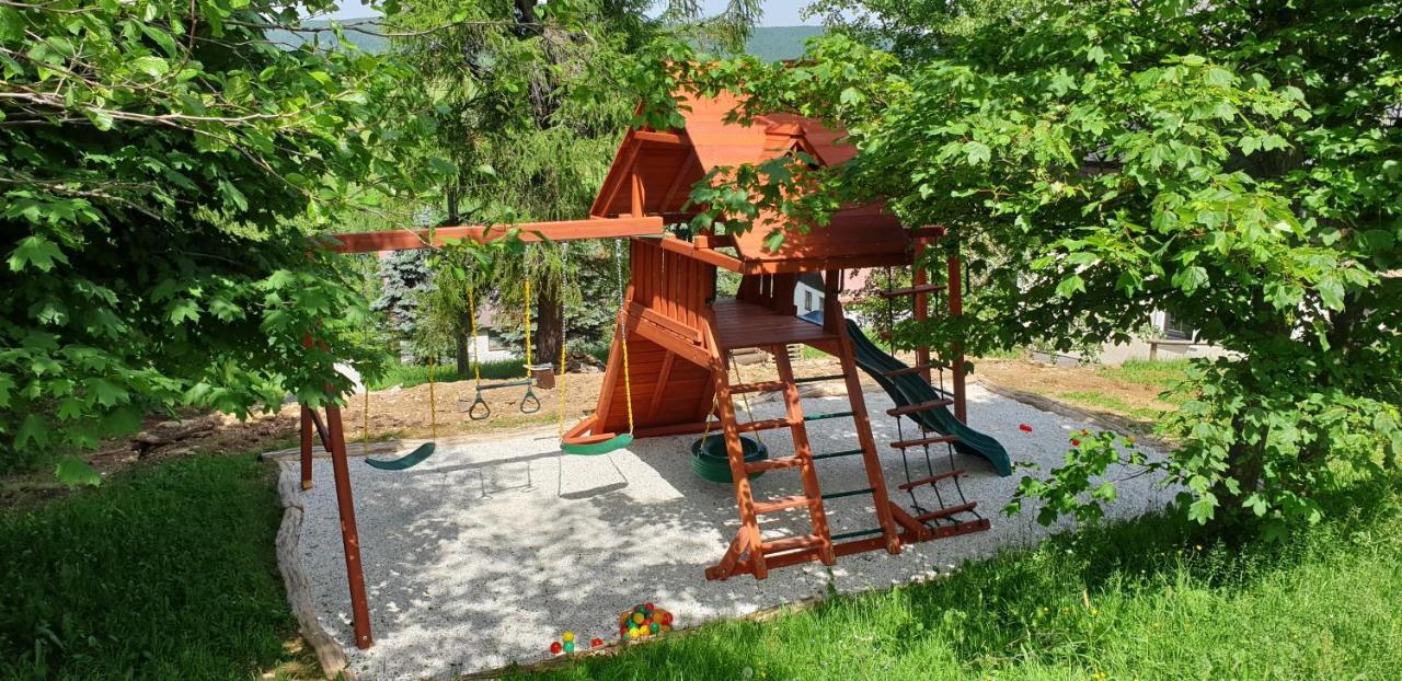 Chaloupka Slamenka Villa Loučná pod Klínovcem Bagian luar foto
